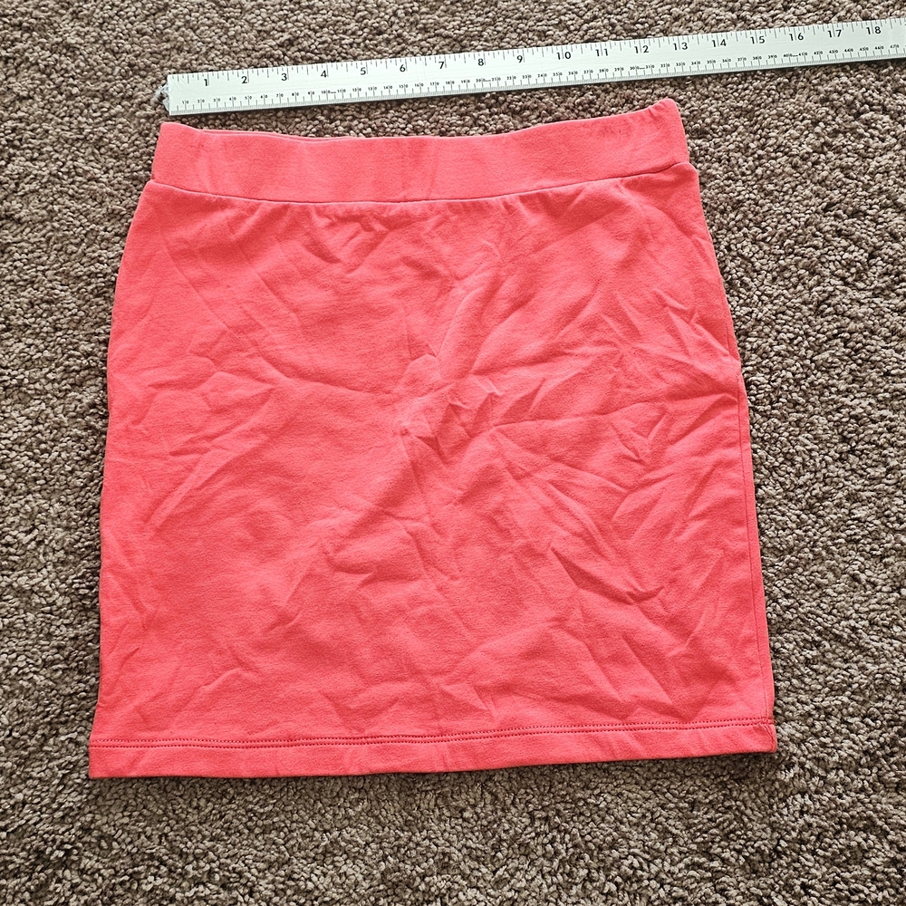 Forever 21 Vibrant Pink Pencil Skirt
